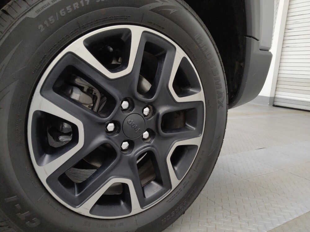 2019 Jeep Compass in Lakewood, CO 80215 - 18091195 31