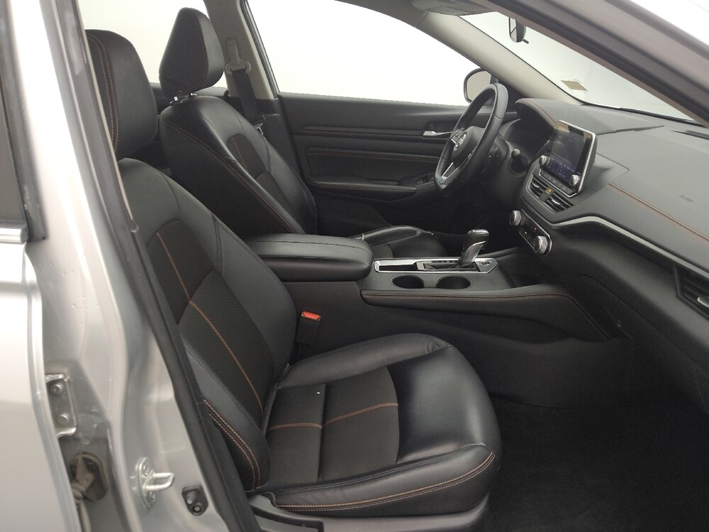 2019 Nissan Altima in Corpus Christi, TX 78412 - 18091204 21