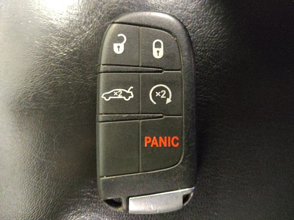 2015 Dodge Charger in Houston, TX 77074 - 18091205 32