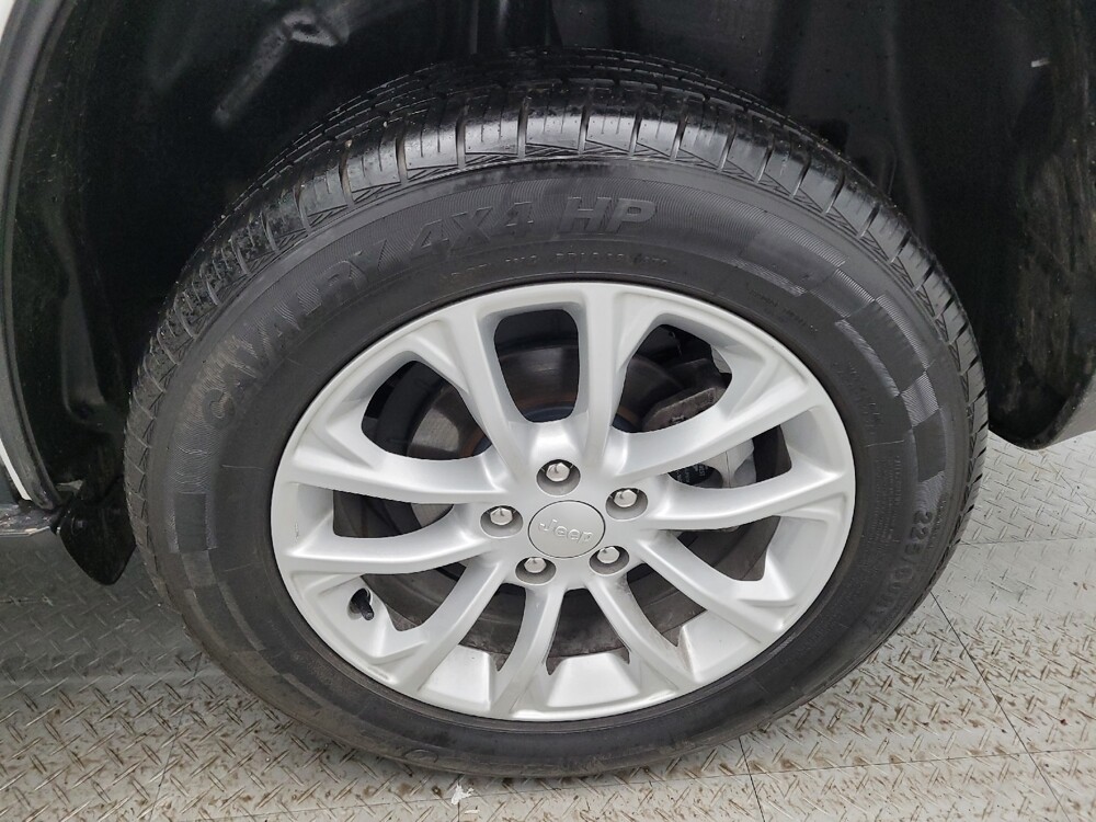 2021 Jeep Cherokee in Toledo, OH 43617 - 18091211 31