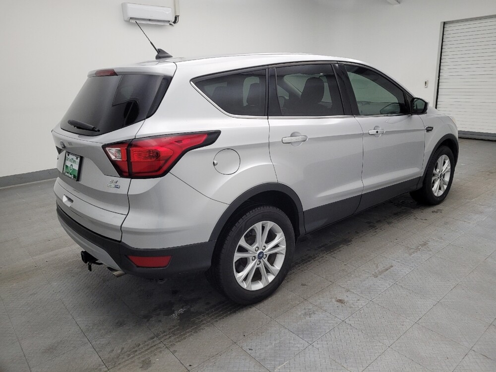 2019 Ford Escape in Cincinnati, OH 45255 - 18091213 10