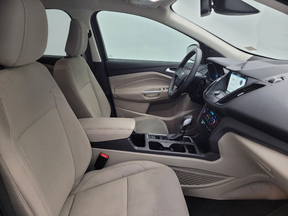 2019 Ford Escape in Cincinnati, OH 45255 - 18091213 21