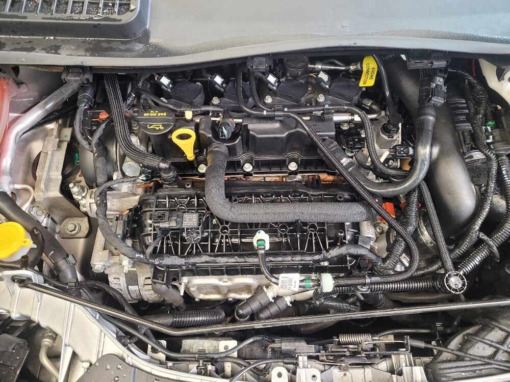 2019 Ford Escape in Cincinnati, OH 45255 - 18091213 30