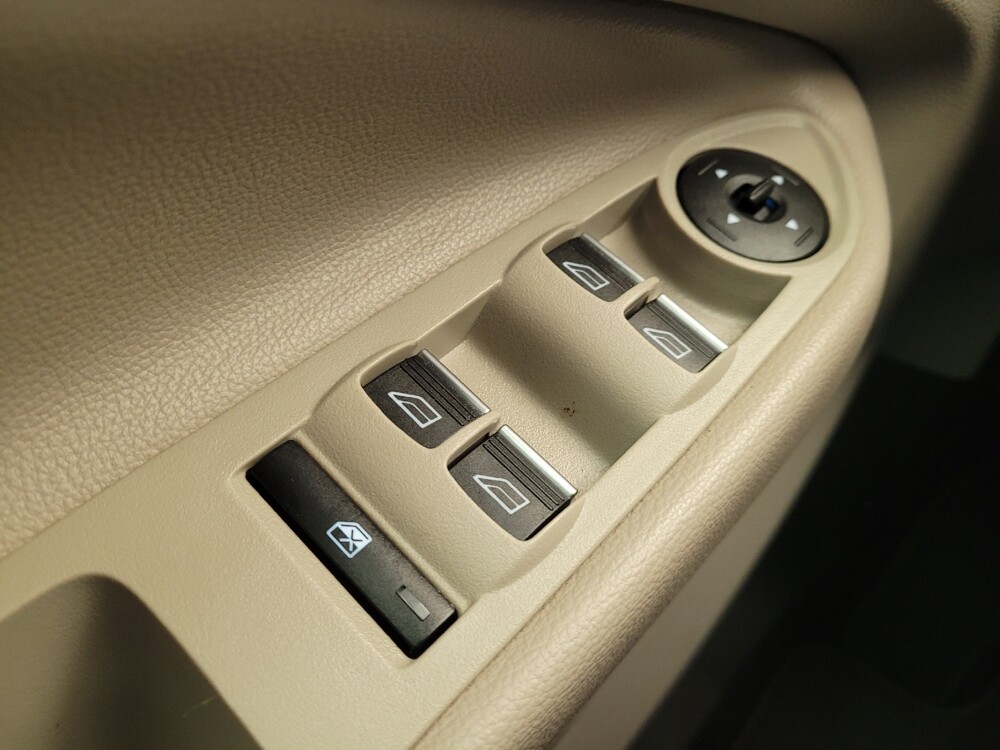 2019 Ford Escape in Cincinnati, OH 45255 - 18091213 27