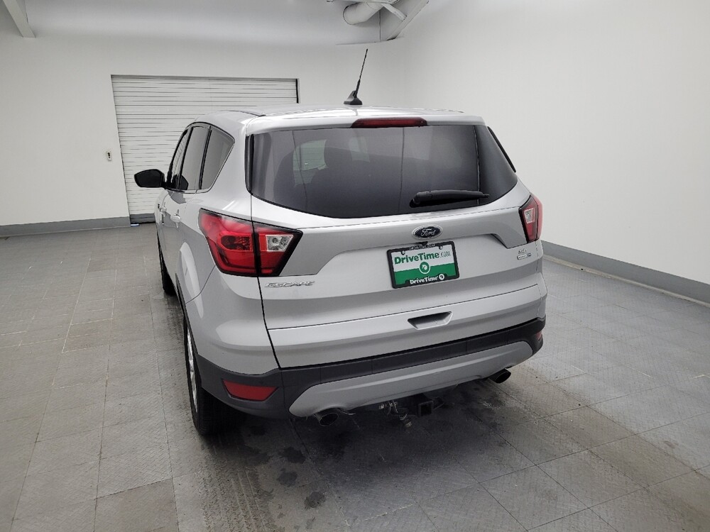2019 Ford Escape in Cincinnati, OH 45255 - 18091213 6