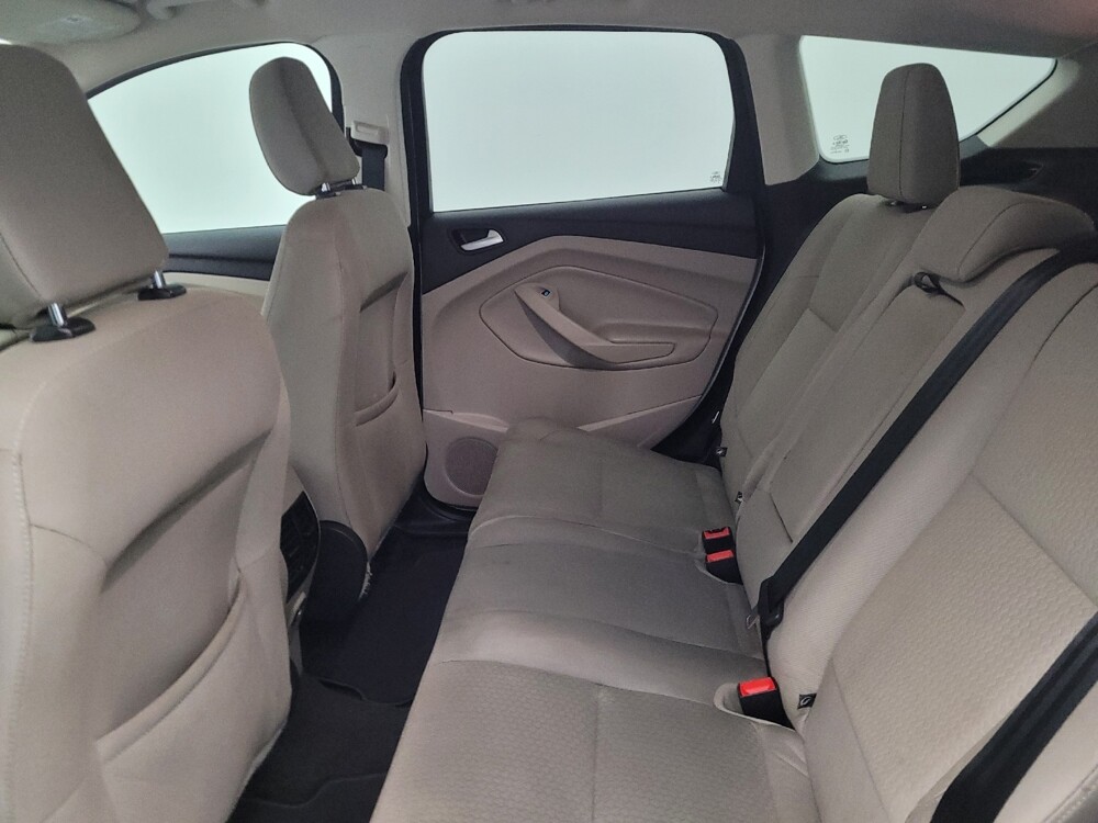 2019 Ford Escape in Cincinnati, OH 45255 - 18091213 18