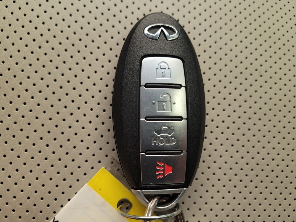 2019 INFINITI Q70 in Miamisburg, OH 45342 - 18091215 32