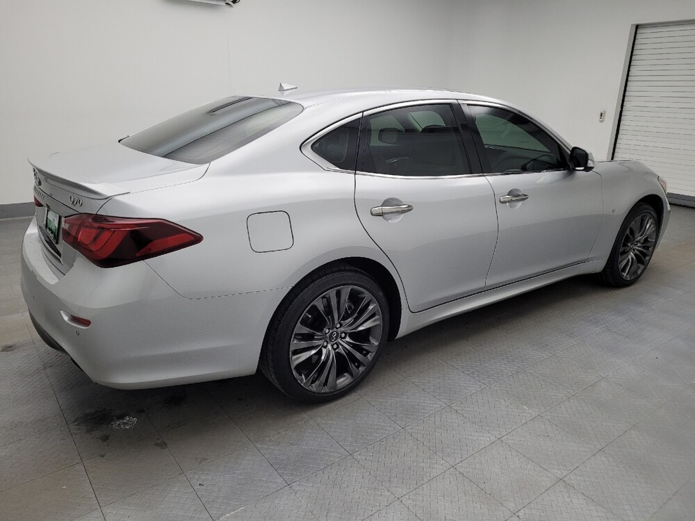 2019 INFINITI Q70 in Miamisburg, OH 45342 - 18091215 10
