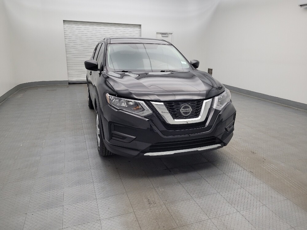 2018 Nissan Rogue in Miamisburg, OH 45342 - 18091217 14