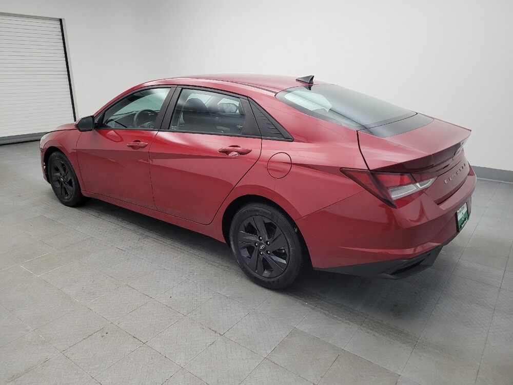 2021 Hyundai Elantra in Cincinnati, OH 45255 - 18091219 3