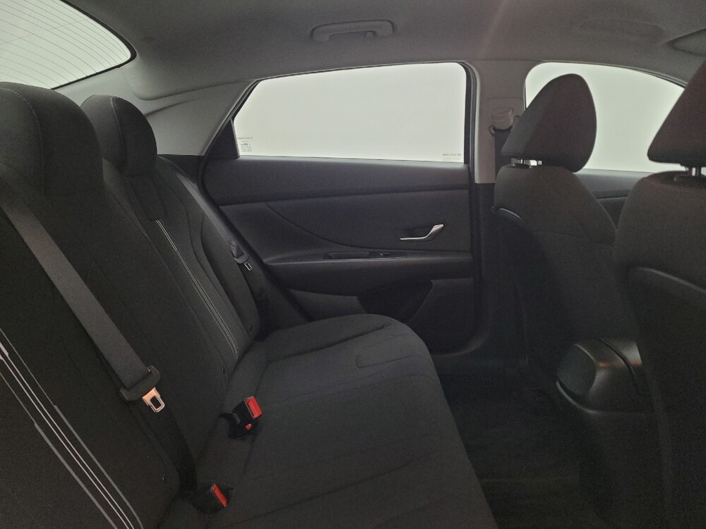 2021 Hyundai Elantra in Cincinnati, OH 45255 - 18091219 19