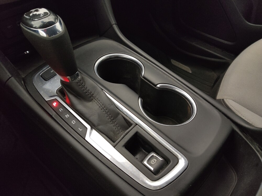 2020 Chevrolet Equinox in St. Louis, MO 63136 - 18091233 26