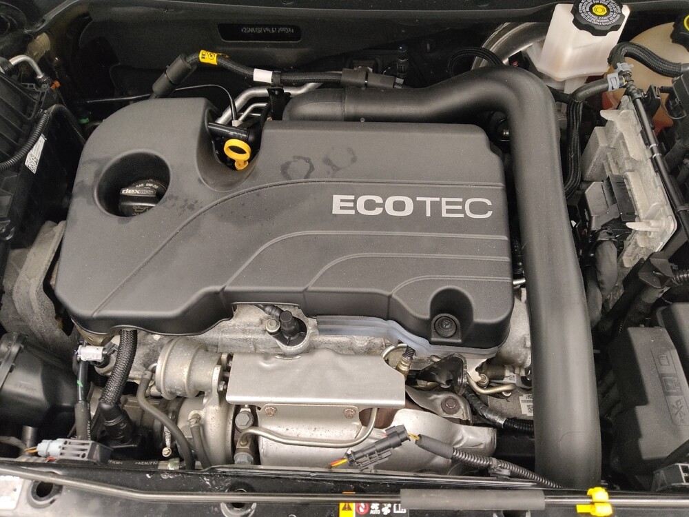 2020 Chevrolet Equinox in St. Louis, MO 63136 - 18091233 30