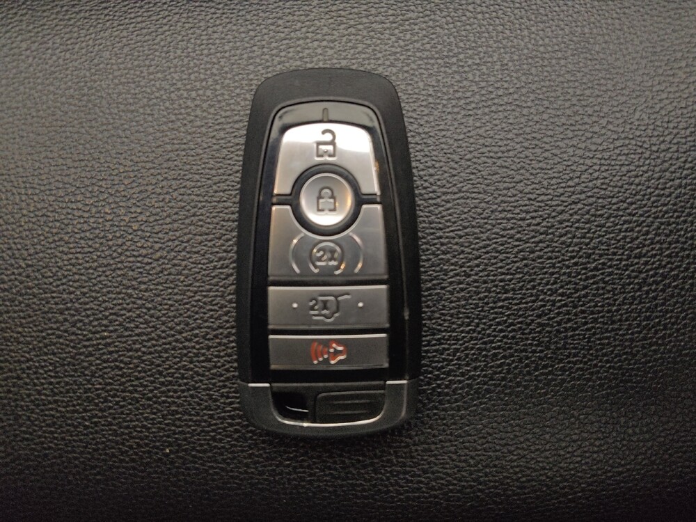 2020 Ford Explorer in Gladstone, MO 64118 - 18091234 32