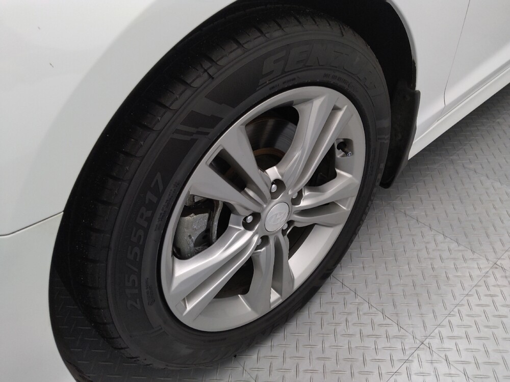 2019 Hyundai Sonata in St. Louis, MO 63125 - 18091237 31