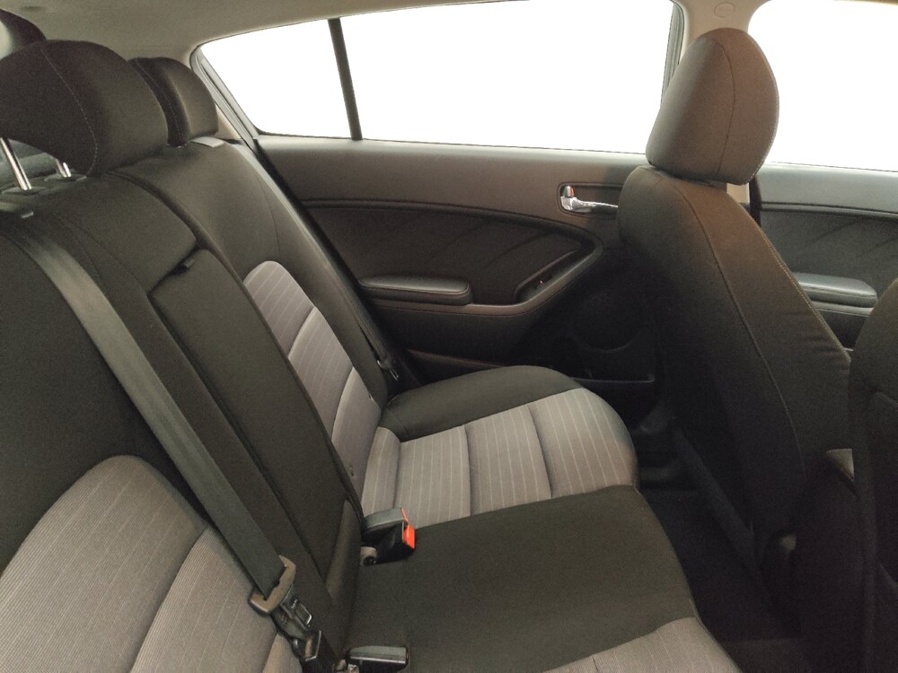 2016 Kia Forte in Midlothian, IL 60445 - 18091240 19