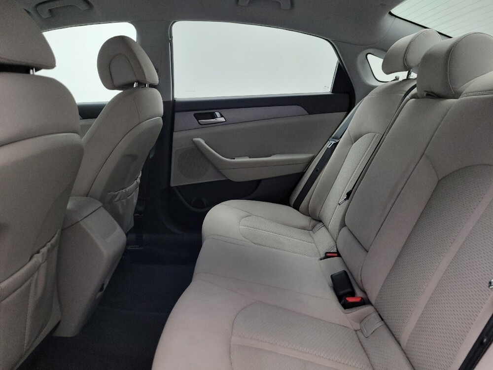 2017 Hyundai Sonata in Midlothian, IL 60445 - 18091241 18