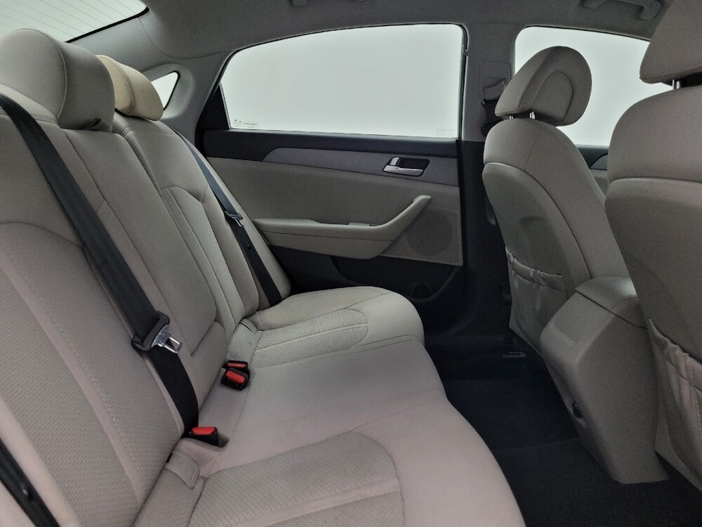 2017 Hyundai Sonata in Midlothian, IL 60445 - 18091241 19