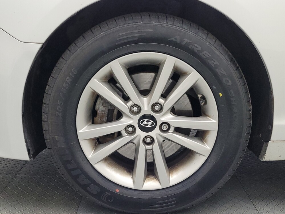 2017 Hyundai Sonata in Midlothian, IL 60445 - 18091241 31