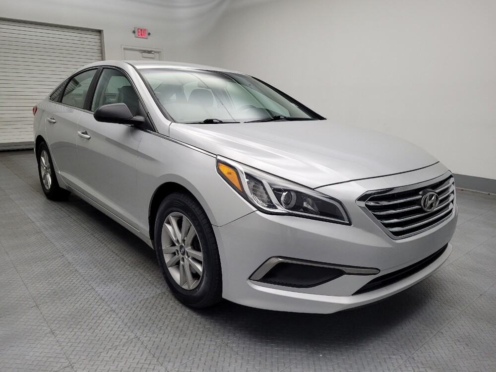 2017 Hyundai Sonata in Midlothian, IL 60445 - 18091241 13