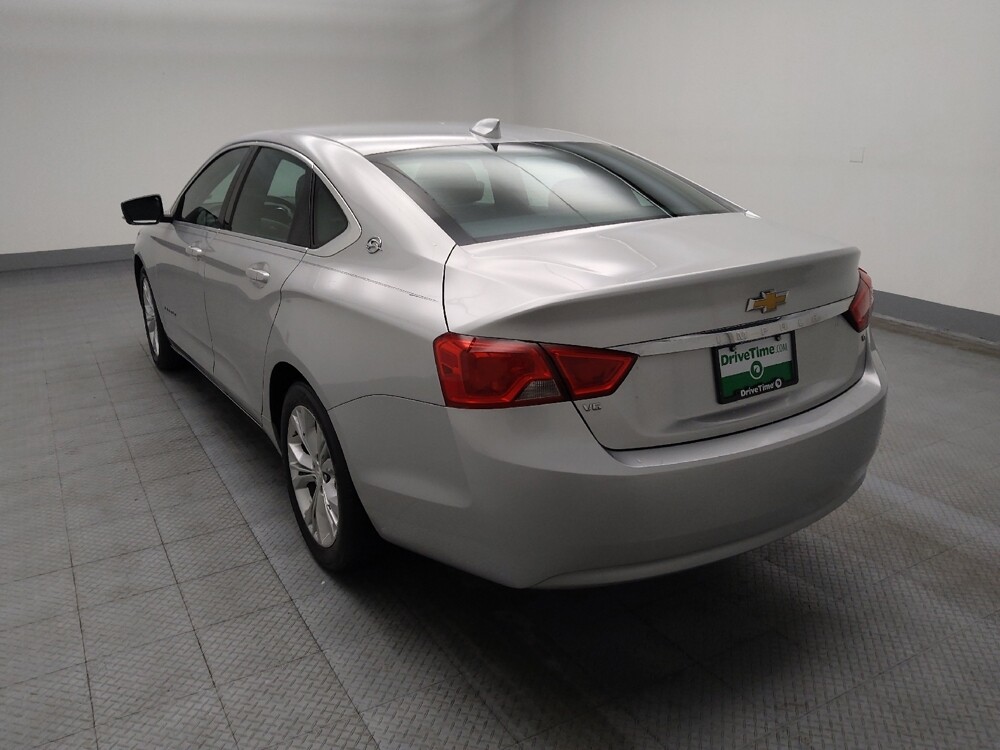 2015 Chevrolet Impala in Des Moines, IA 50310 - 18091242 5