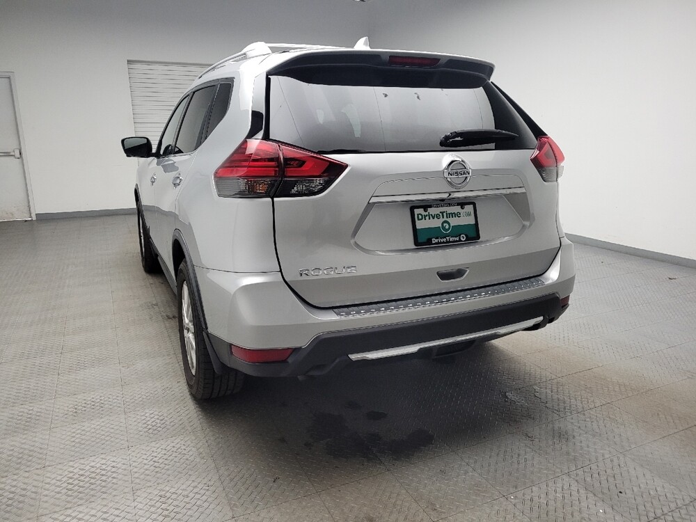 2017 Nissan Rogue in Grand Rapids, MI 49508 - 18091244 6