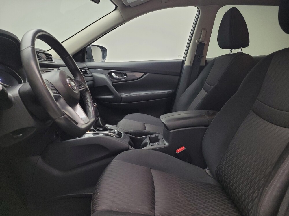 2017 Nissan Rogue in Grand Rapids, MI 49508 - 18091244 17