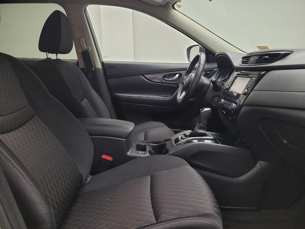 2017 Nissan Rogue in Grand Rapids, MI 49508 - 18091244 21