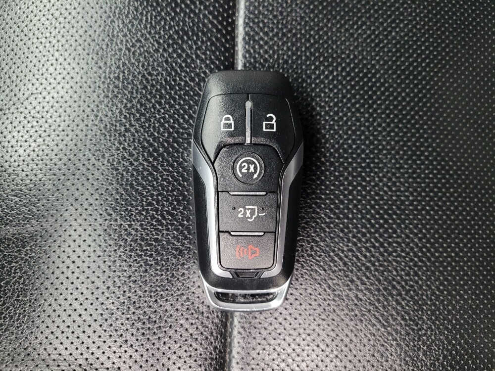 2015 Ford F150 in Taylor, MI 48180 - 18091245 32