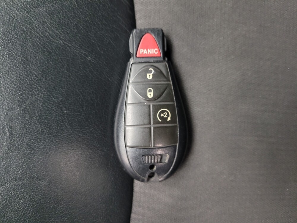 2015 Jeep Cherokee in Taylor, MI 48180 - 18091246 32