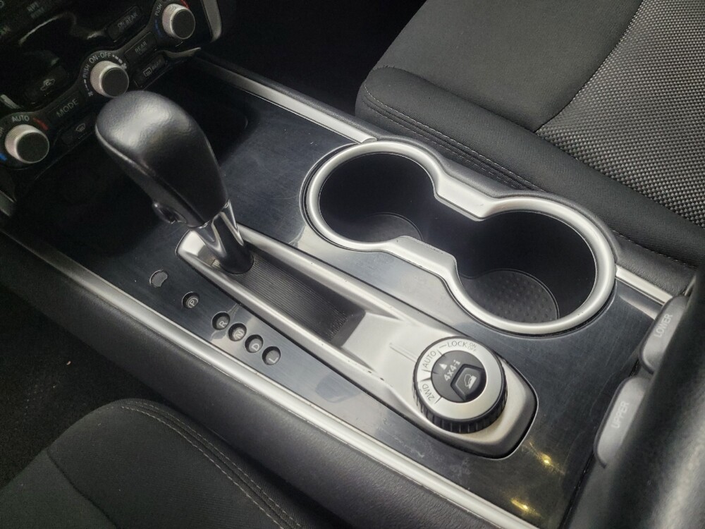 2020 Nissan Pathfinder in Indianapolis, IN 46222 - 18091248 26