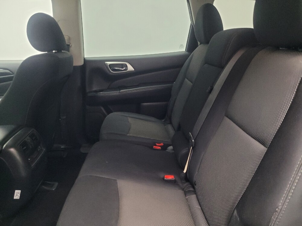 2020 Nissan Pathfinder in Indianapolis, IN 46222 - 18091248 18
