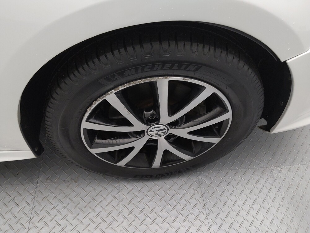 2016 Volkswagen Jetta in St. Louis, MO 63125 - 18091253 31