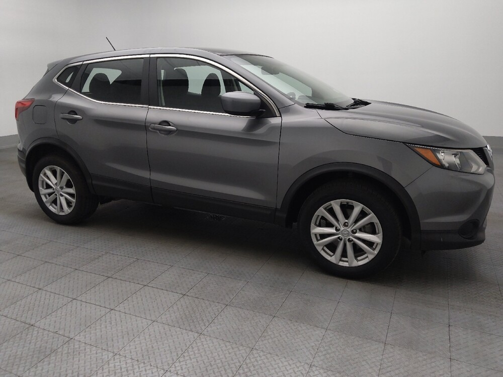 2018 Nissan Rogue Sport in Jacksonville, FL 32210 - 18091255 11