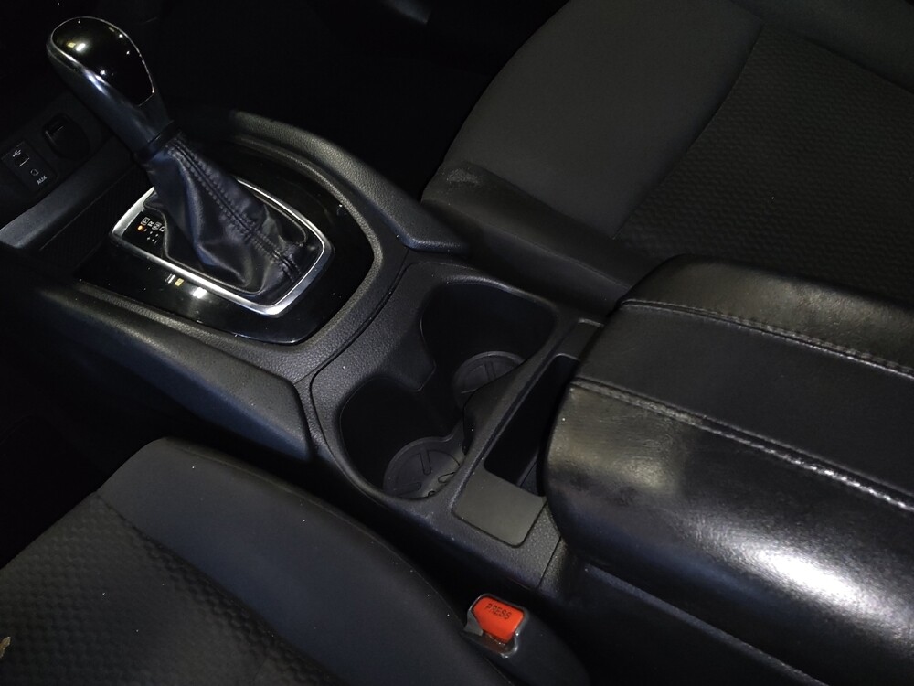 2018 Nissan Rogue Sport in Jacksonville, FL 32210 - 18091255 26