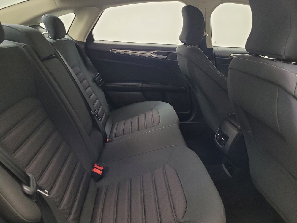 2018 Ford Fusion in Antioch, TN 37013 - 18091256 19