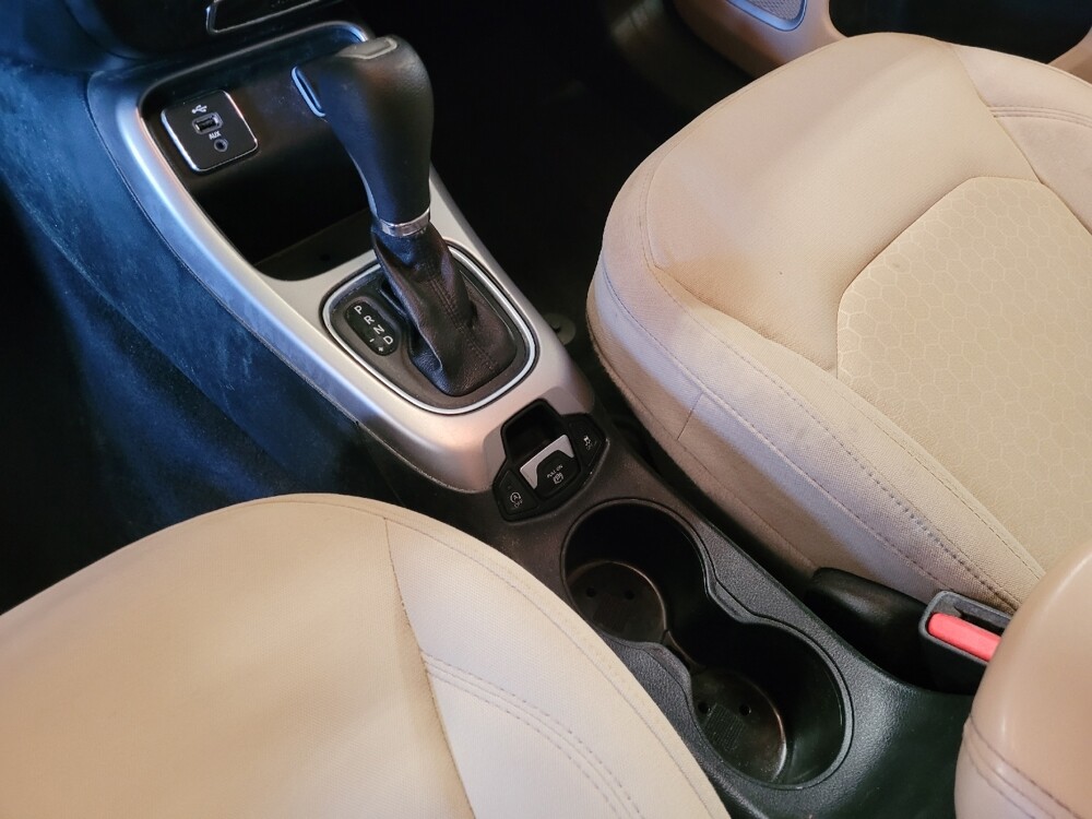 2018 Jeep Compass in Pensacola, FL 32505 - 18091262 26