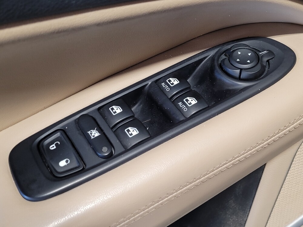 2018 Jeep Compass in Pensacola, FL 32505 - 18091262 27