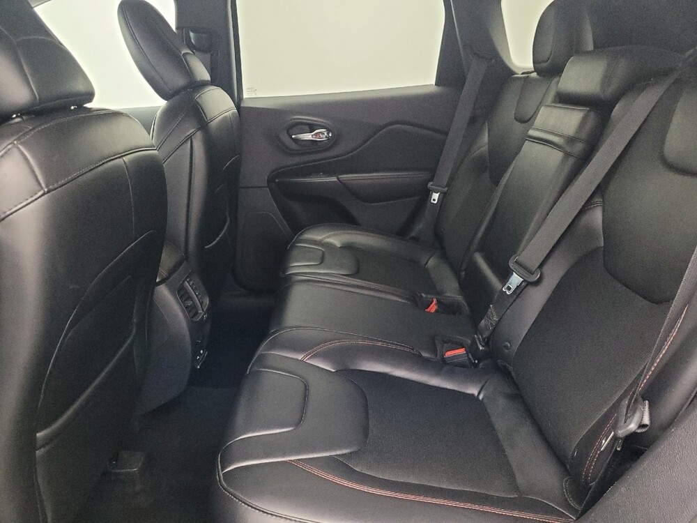 2019 Jeep Cherokee in Pensacola, FL 32505 - 18091266 18