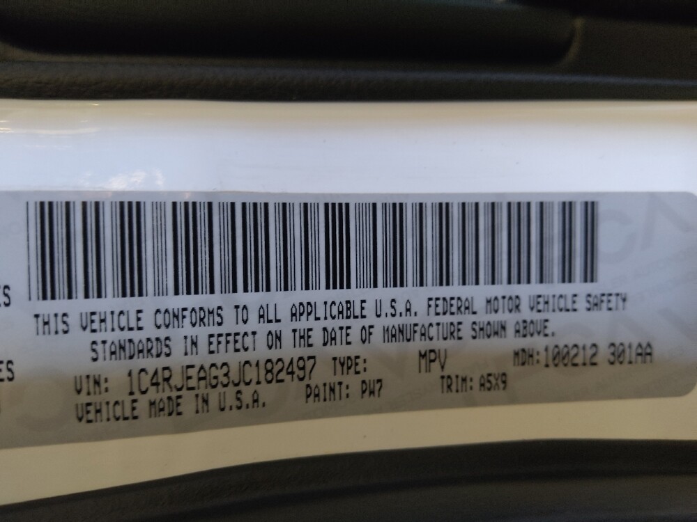 2018 Jeep Grand Cherokee in Gainesville, FL 32609 - 18091271 33