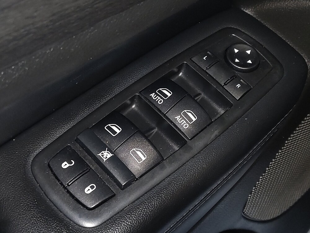 2018 Jeep Grand Cherokee in Gainesville, FL 32609 - 18091271 27