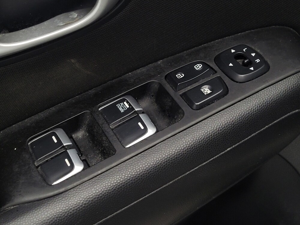 2018 Kia Soul in Jacksonville, FL 32210 - 18091277 27