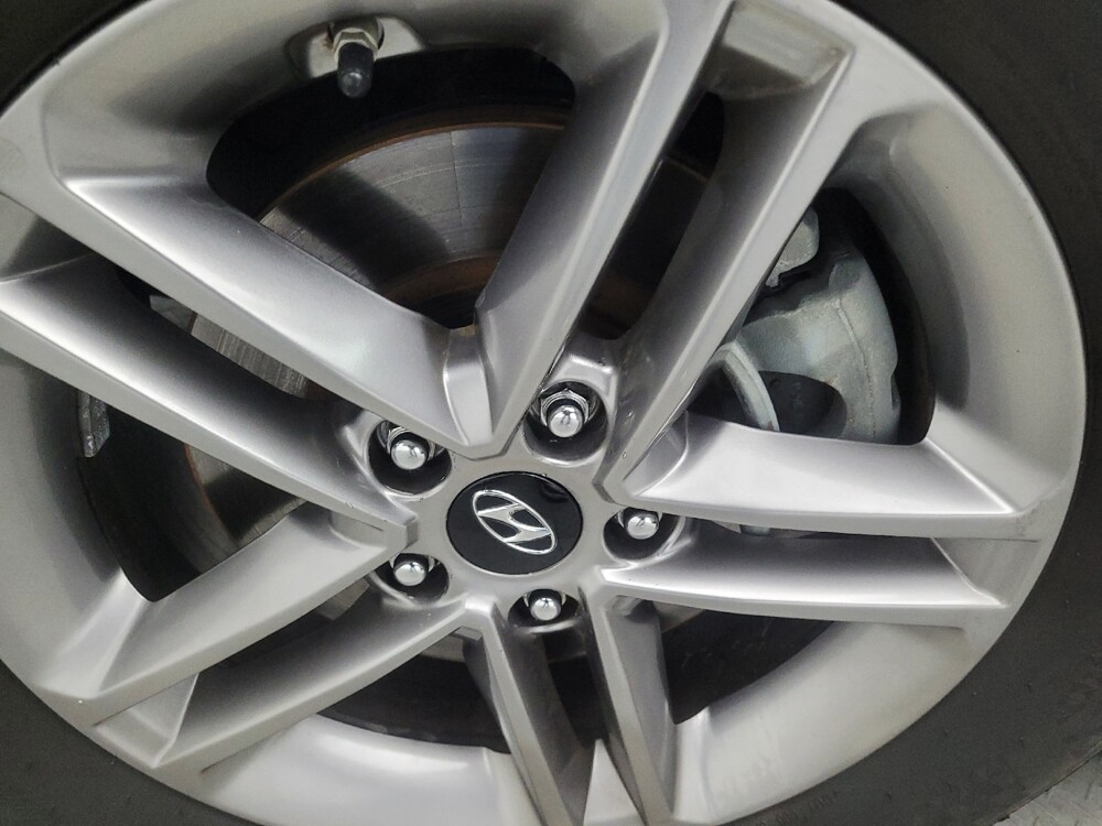 2018 Hyundai Santa Fe in Marietta, GA 30062 - 18091286 31