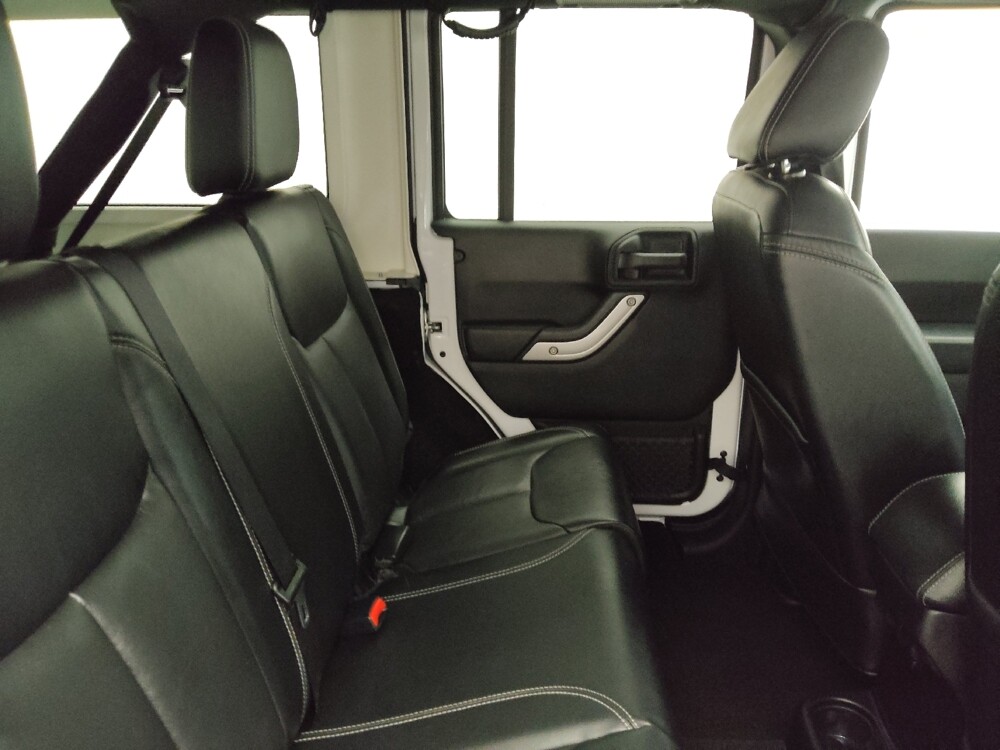 2016 Jeep Wrangler in Lombard, IL 60148 - 18091288 19