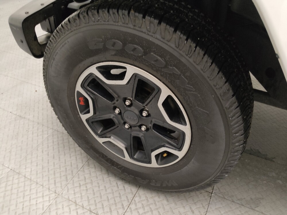 2016 Jeep Wrangler in Lombard, IL 60148 - 18091288 31