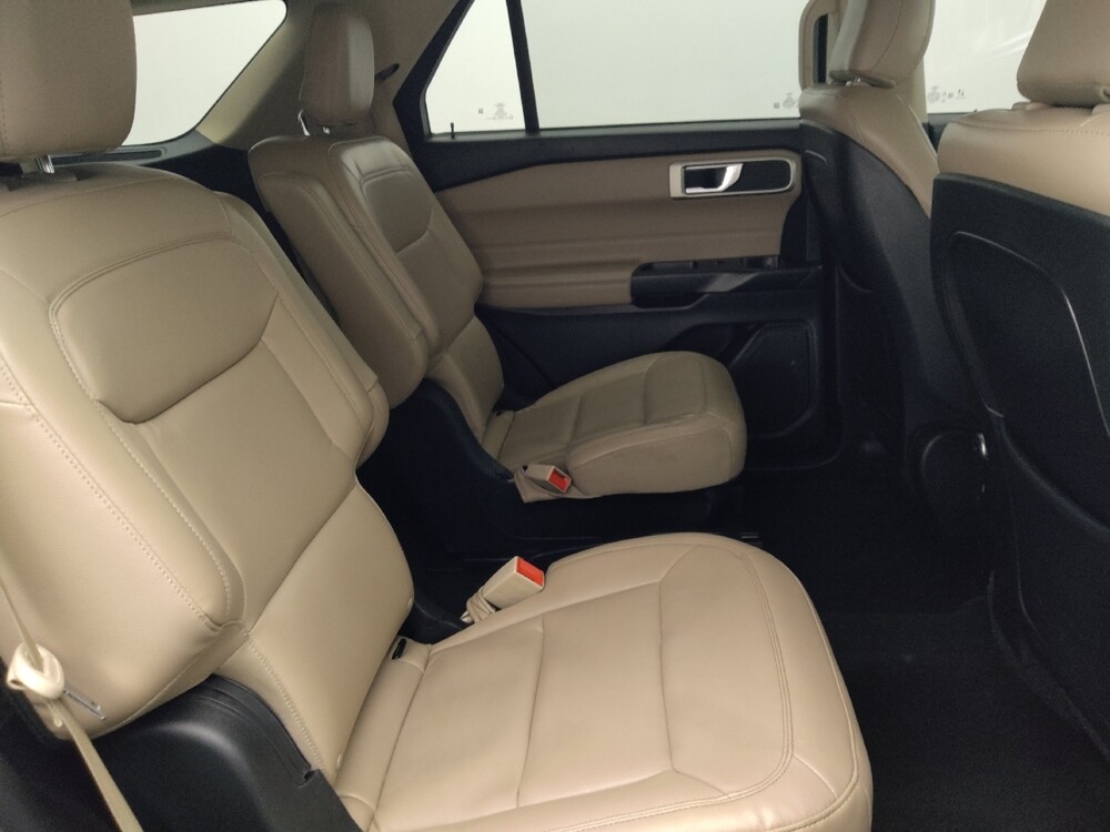 2020 Ford Explorer in Gainesville, FL 32609 - 18091289 19