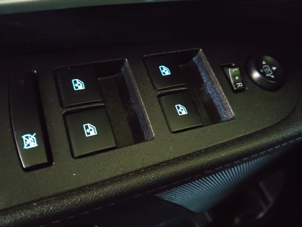 2017 Chevrolet Equinox in Salem, VA 24153 - 18091293 27