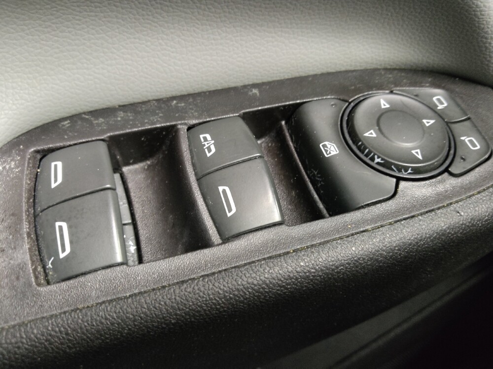 2019 Chevrolet Equinox in Wilmington, NC 28405 - 18091294 27