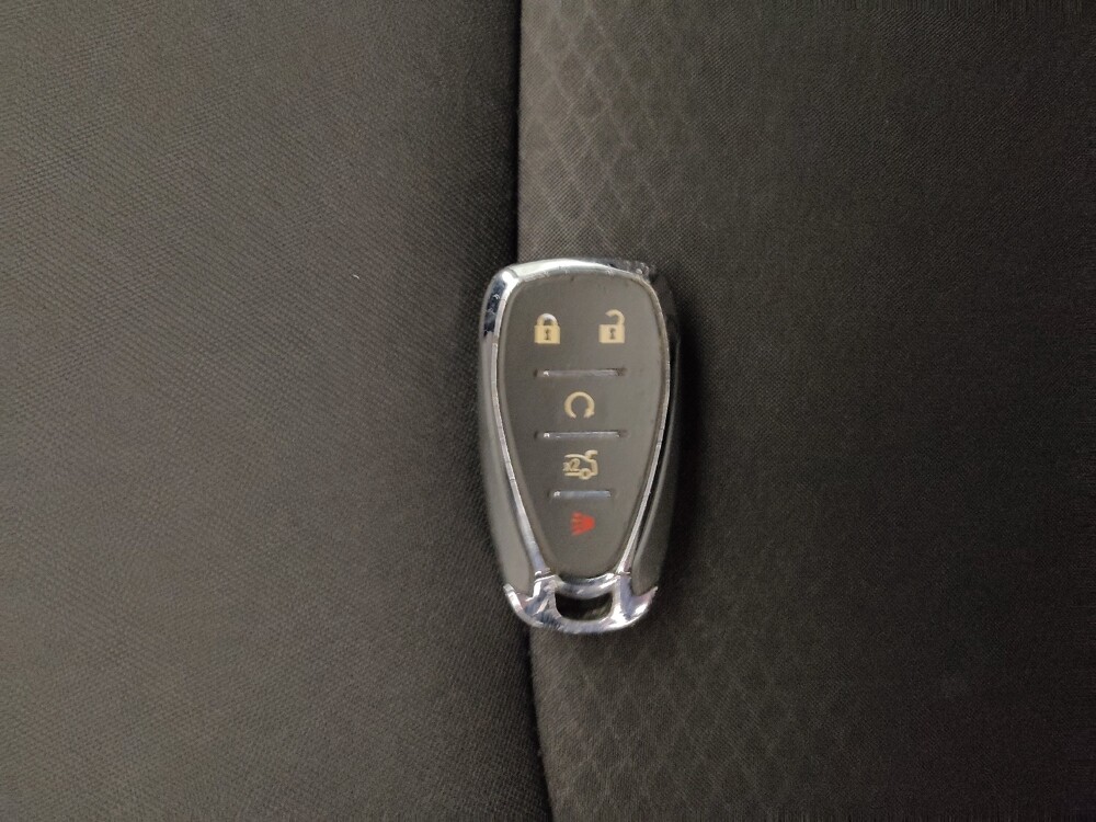 2020 Chevrolet Malibu in Denver, CO 80012 - 18091296 32