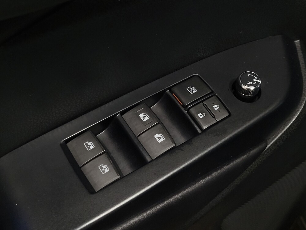 2019 Toyota Highlander in Richmond, VA 23235 - 18091299 27